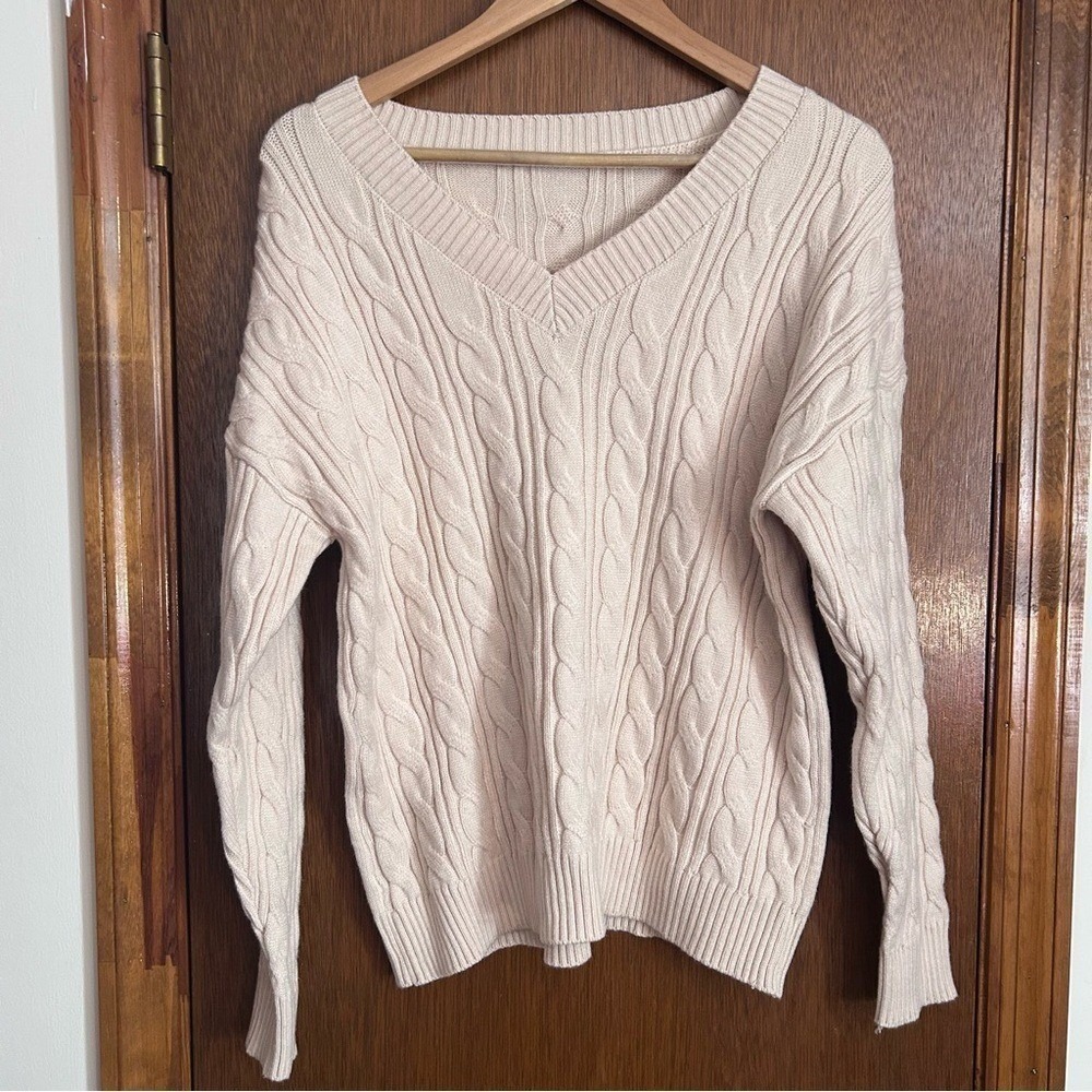 Cable Knit V-Neck‎ Sweater Cream Oversized Medium
